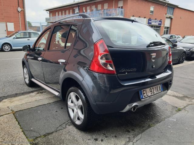 Auto - Dacia sandero stepway 1.6 8v gpl 85 cv