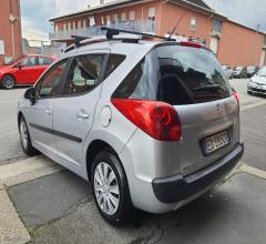 Auto - Peugeot 207 1.4 8v 75 cv sw
