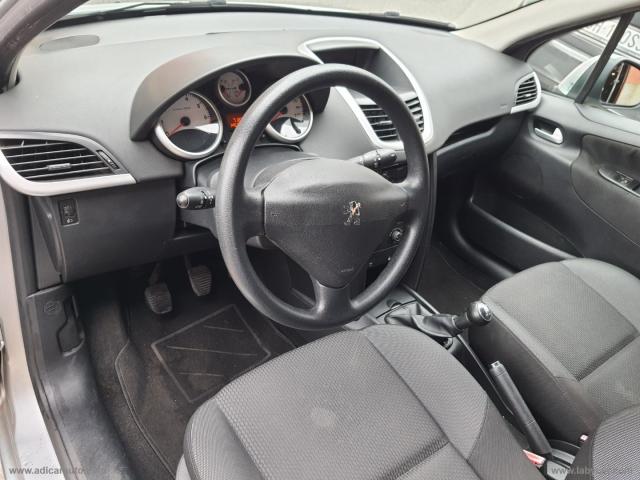 Auto - Peugeot 207 1.4 8v 75 cv sw