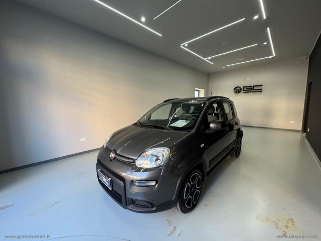 Fiat panda 1.0 firefly s&s hybrid city life