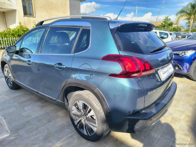 Auto - Peugeot 2008 bluehdi 100 allure