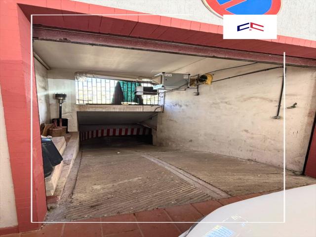 Appartamenti in Vendita - Posto auto in vendita a taranto italia montegranaro