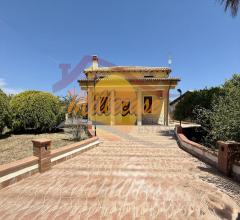 Appartamenti in Vendita - Villa in vendita a siracusa plemmirio