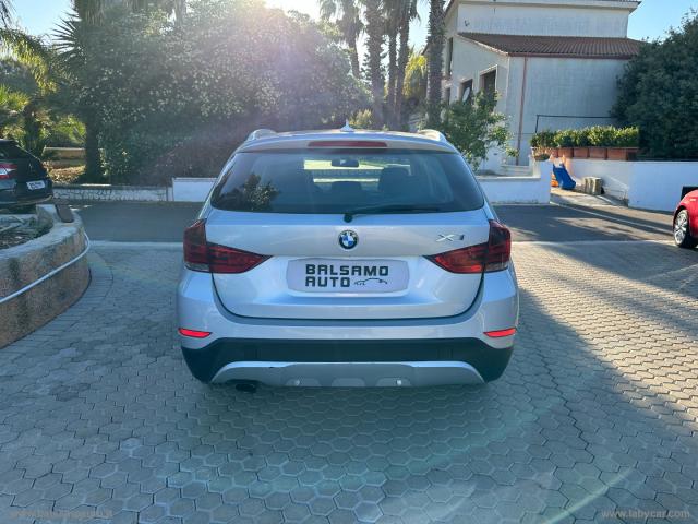 Auto - Bmw x1 sdrive18d x line