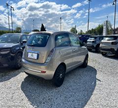 Auto - Lancia ypsilon 1.2 argento