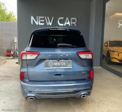 Auto - Ford kuga 2.5 plug in hybr 225 cvt 2wd st-l.x