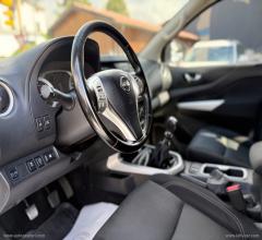 Auto - Nissan navara 2.3 dci 4wd double cab acenta