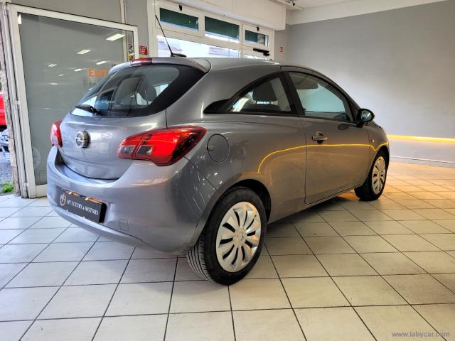 Auto - Opel corsa 1.2 advance