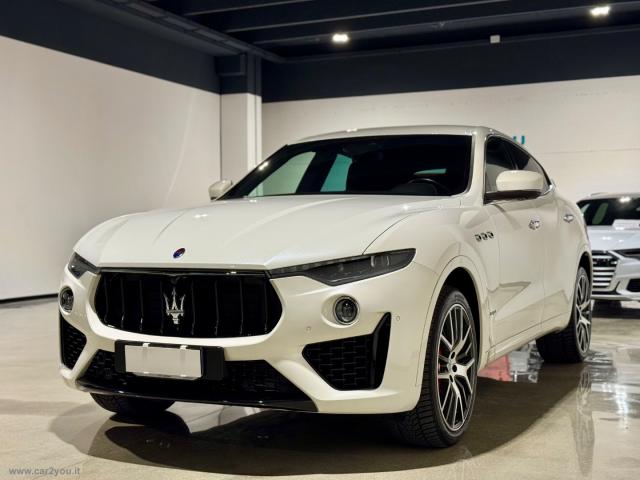 Maserati levante 3.0 v6 awd q4 gransport 350cv