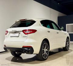Auto - Maserati levante 3.0 v6 awd q4 gransport 350cv