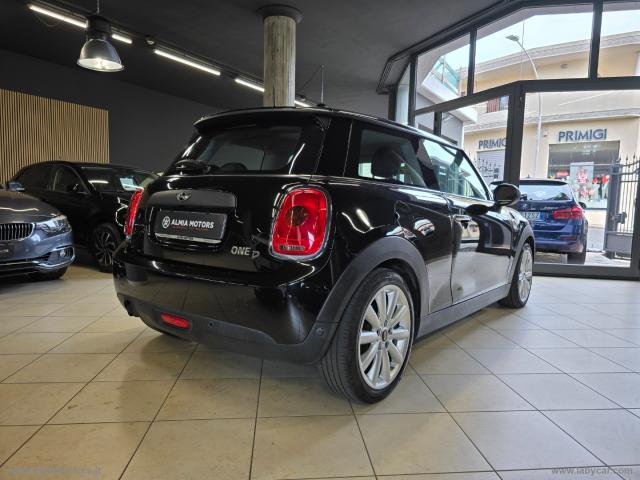 Auto - Mini mini one d