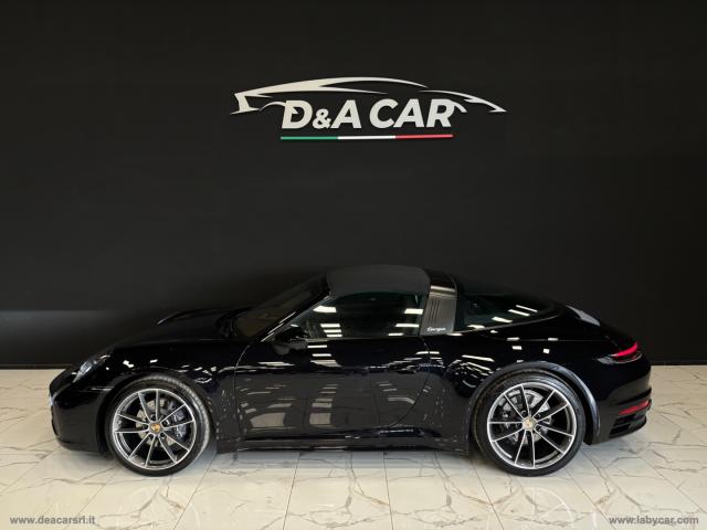 Auto - Porsche 911 targa 4