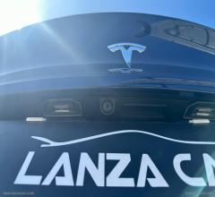 Auto - Tesla model y rwd