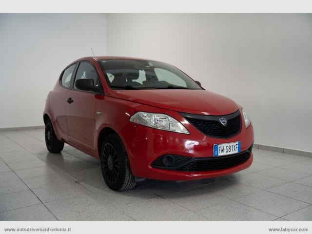 Lancia ypsilon 1.2 69 cv 5p. s&s silver