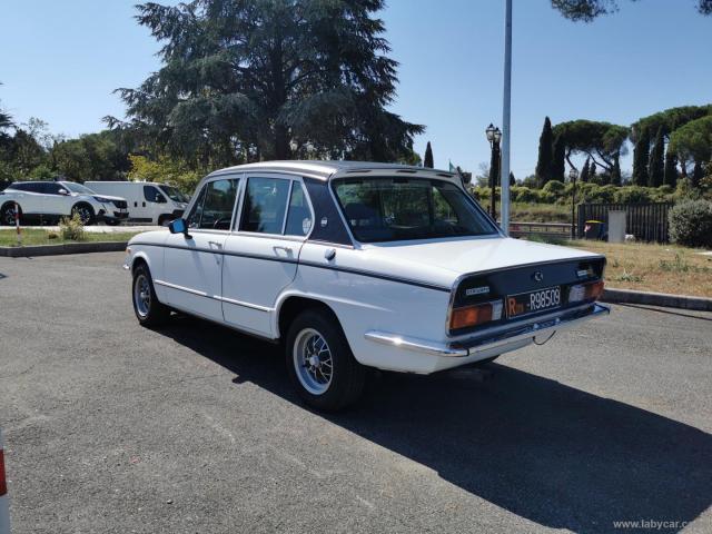 Auto - Triumph dolomite sprint