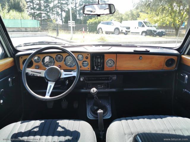 Auto - Triumph dolomite sprint
