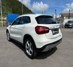 Auto - Mercedes-benz gla 200 d automatic sport