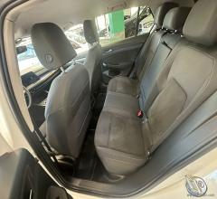 Auto - Volkswagen golf 2.0 tdi 150 cv dsg scr style