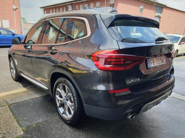 Auto - Bmw x3 xdrive25d xline