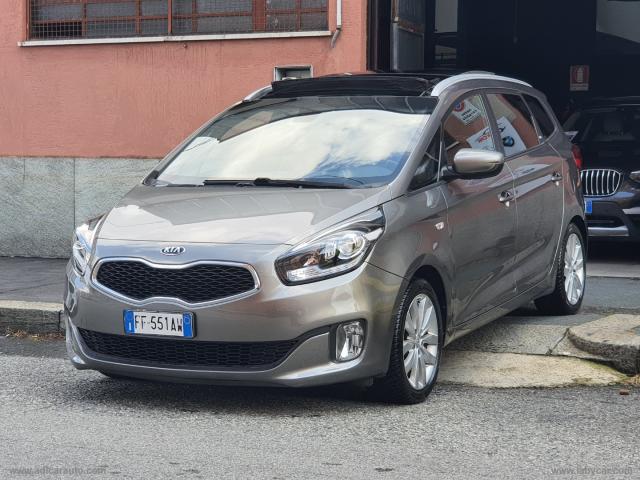 Auto - Kia carens 1.6 gdi class