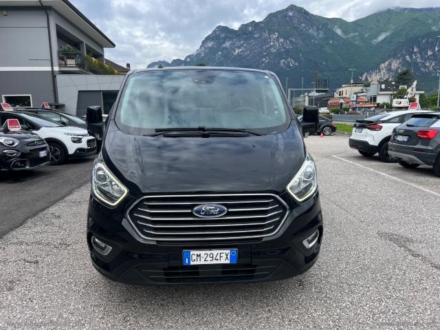 Auto - Ford tou.cust. 320 2.0 tdci 130 aut. pc tit.