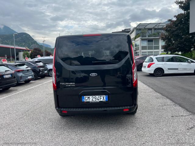 Auto - Ford tou.cust. 320 2.0 tdci 130 aut. pc tit.