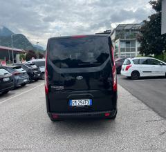 Auto - Ford tou.cust. 320 2.0 tdci 130 aut. pc tit.
