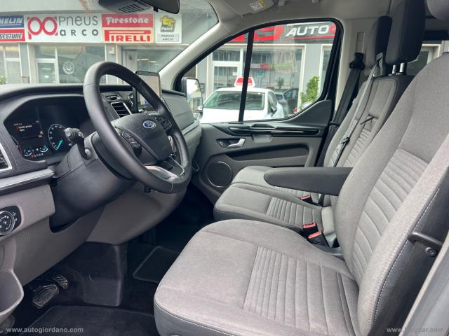 Auto - Ford tou.cust. 320 2.0 tdci 130 aut. pc tit.
