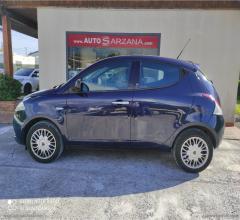 Auto - Lancia ypsilon 1.2 69 cv 5p. silver