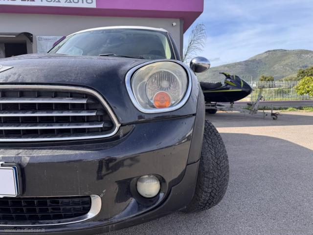 Auto - Mini mini cooper d countryman