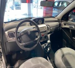 Auto - Lancia ypsilon 1.3 mjt 75 cv argento