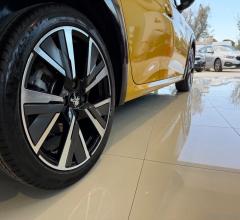 Auto - Peugeot 208 bluehdi 100 5p. gt line
