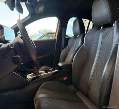 Auto - Peugeot 208 bluehdi 100 5p. gt line