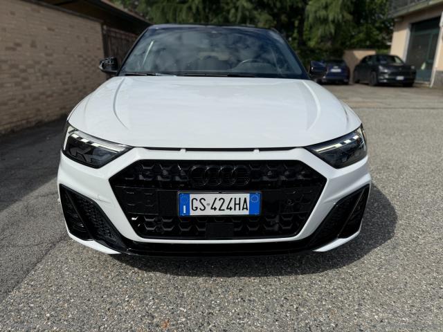 Auto - Audi a1 spb 30 tfsi s tronic s line edition