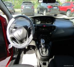 Auto - Lancia ypsilon 1.2 69 cv 5p. gpl ecochic silver