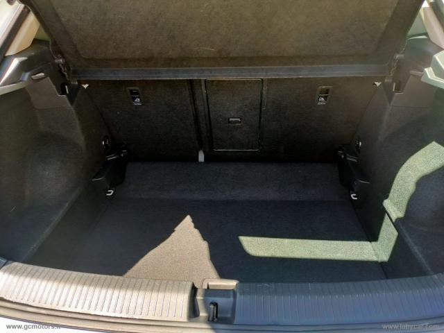 Auto - Volkswagen t-roc 2.0 tdi scr style
