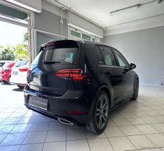 Auto - Volkswagen golf 7.5 1.5 tsi act 5p. r-line bmt