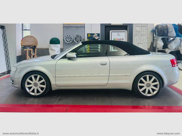 Auto - Audi a4 cabriolet 2.0 tdi f.ap. top plus !!! s line !!!