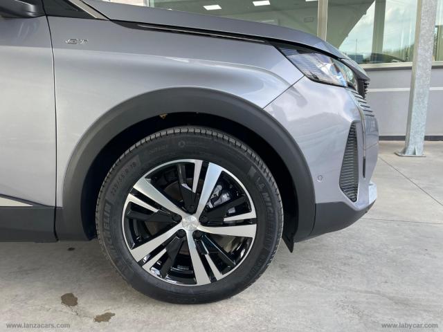 Auto - Peugeot 3008 puretech turbo 130 s&s gt