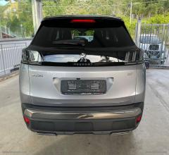 Auto - Peugeot 3008 puretech turbo 130 s&s gt
