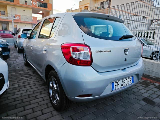 Auto - Dacia sandero 1.2 gpl 75 cv ambiance