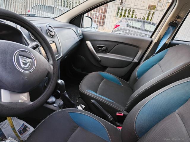 Auto - Dacia sandero 1.2 gpl 75 cv ambiance