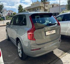 Auto - Volvo xc90 b5