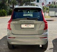 Auto - Volvo xc90 b5