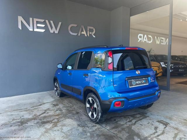 Auto - Fiat panda cross 1.0 firefly s&s hybrid