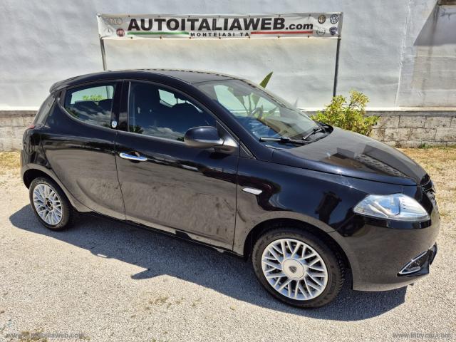 Lancia ypsilon 1.2 69 cv 5p. gpl ecochic gold