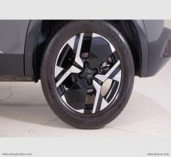 Auto - Peugeot 2008 puretech 130 s&s eat8 gt