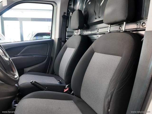 Auto - Fiat doblÃ² 1.6 mjt 105cv pc-tn cargo lounge