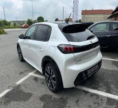 Auto - Peugeot 208 bluehdi 100 s&s 5p. gt pack