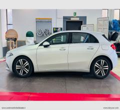 Auto - Mercedes-benz a 180 d automatic 4p. executive
